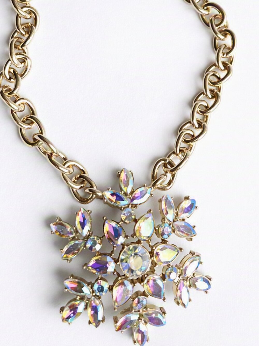 Betsey Johnson Iridescent Snowflake Necklace – Gold‑Tone Statement Piece